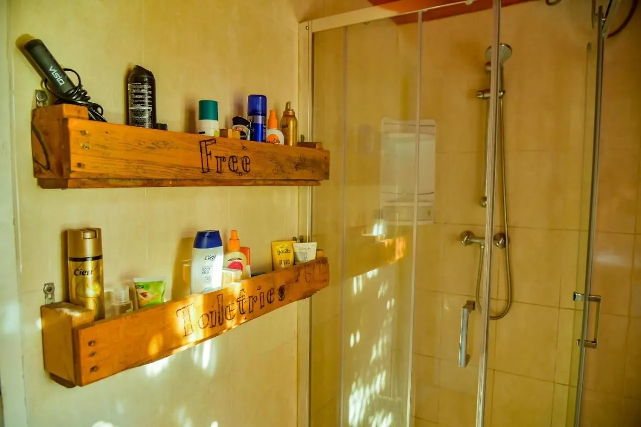Saint Julian's Boho Hostel מלטה